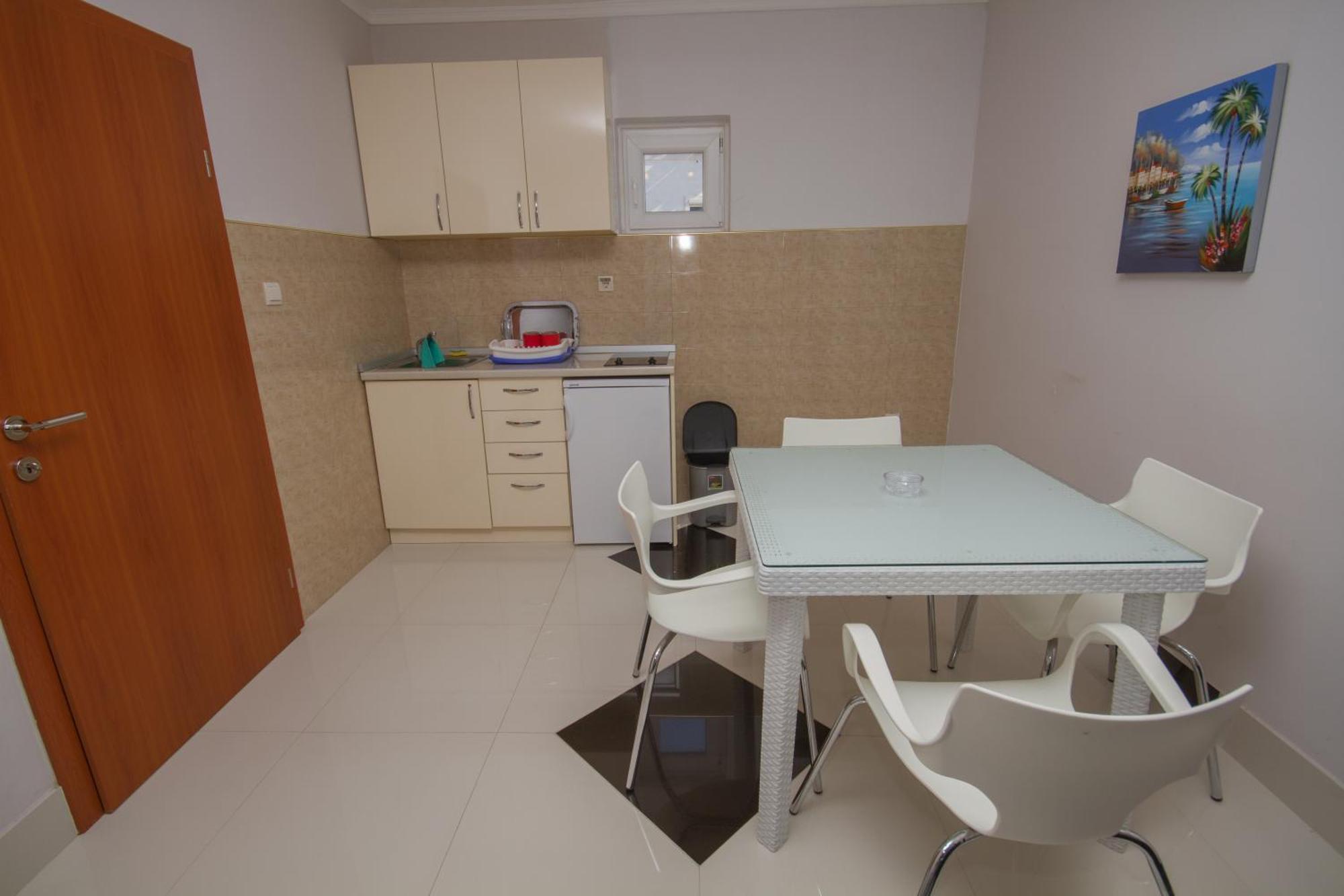 Apartmani Milena Херцег-Нови Экстерьер фото